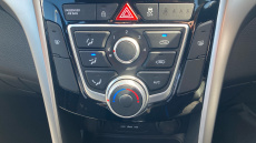 Hyundai i30 1.4 Blue Drive SE Nav 5dr Petrol Hatchback